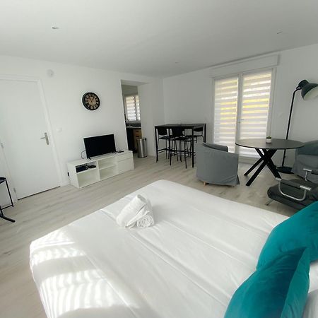 Le Vendee Apartment Calais Ngoại thất bức ảnh