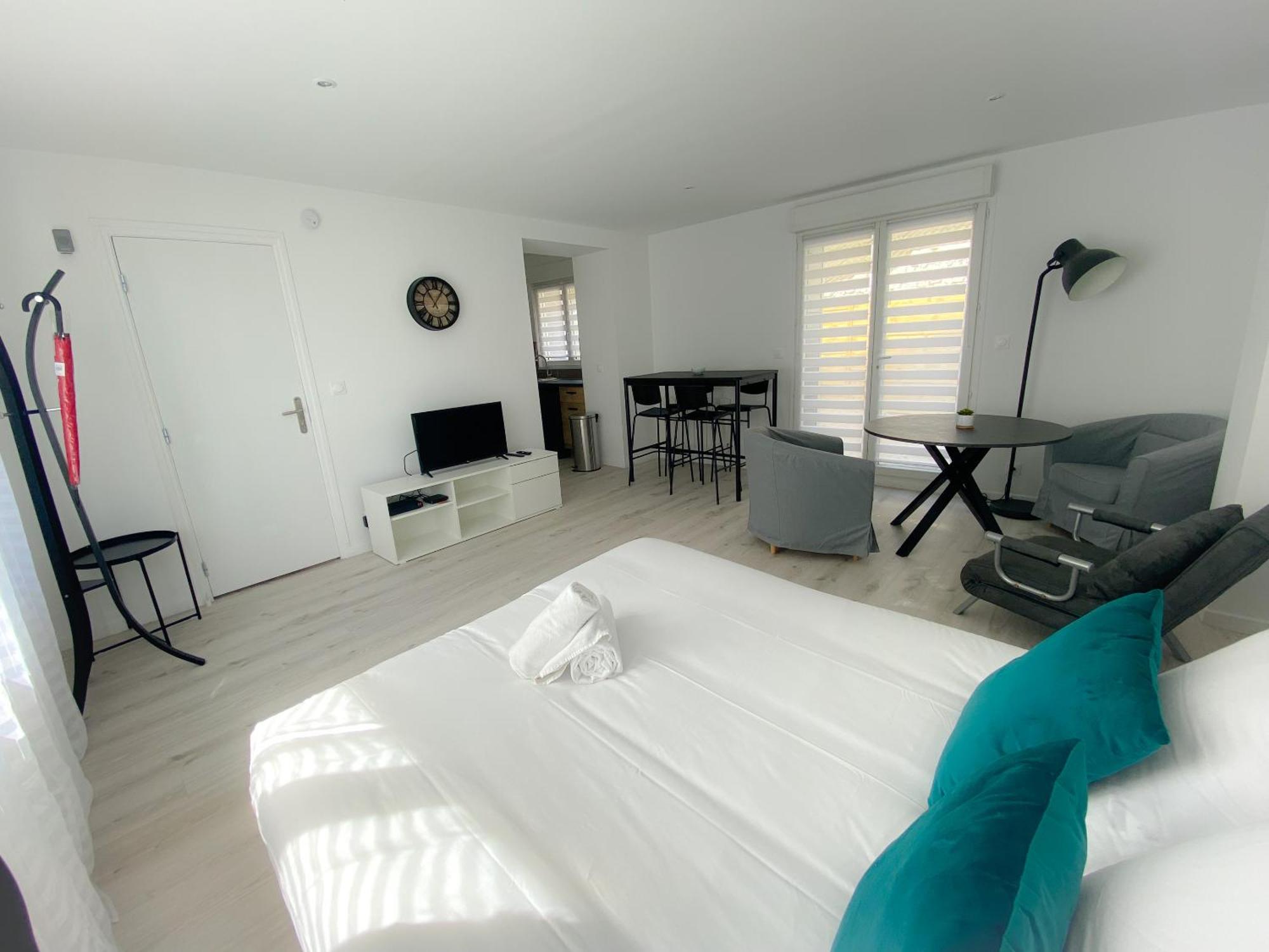 Le Vendee Apartment Calais Ngoại thất bức ảnh