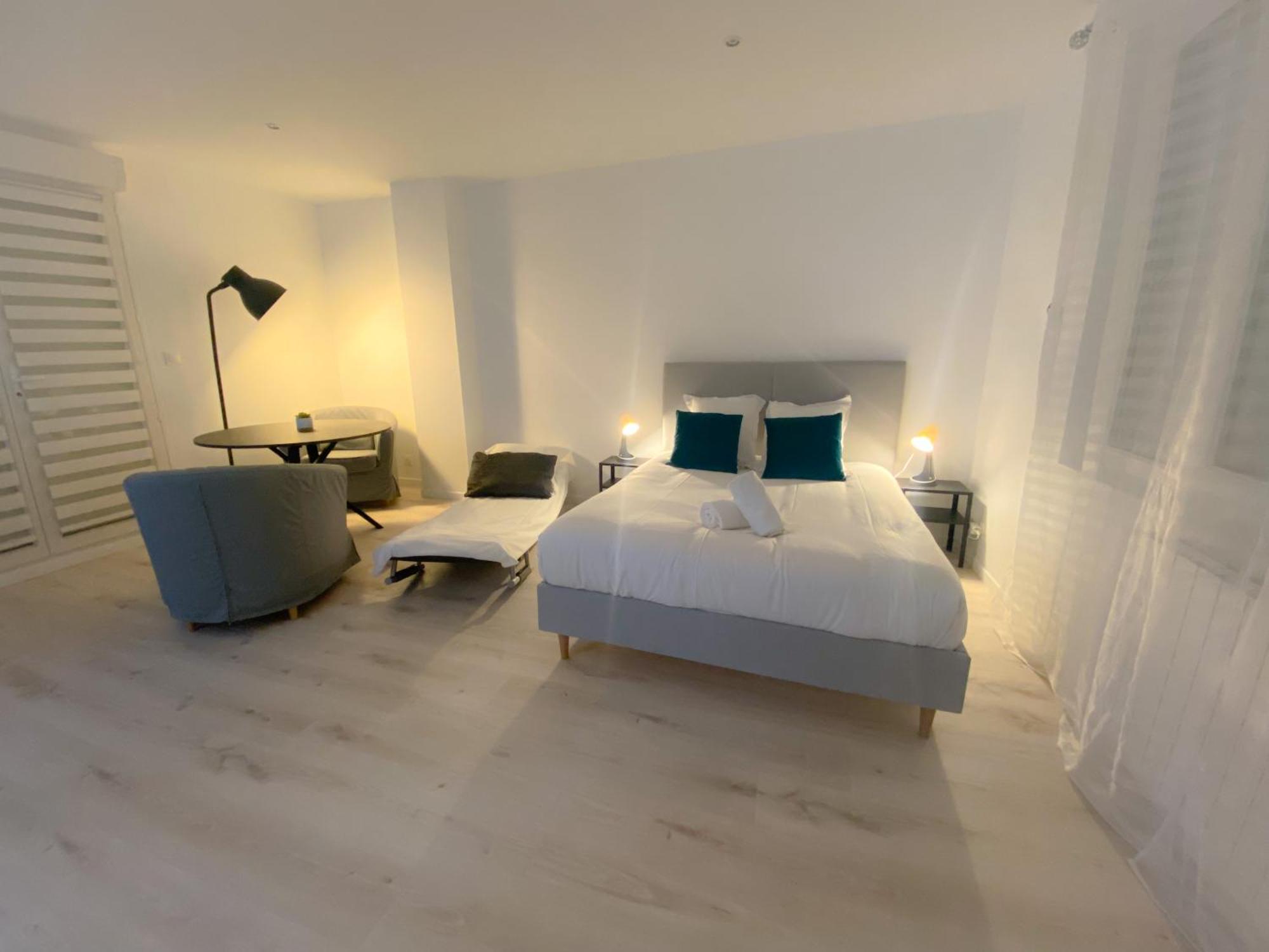 Le Vendee Apartment Calais Ngoại thất bức ảnh